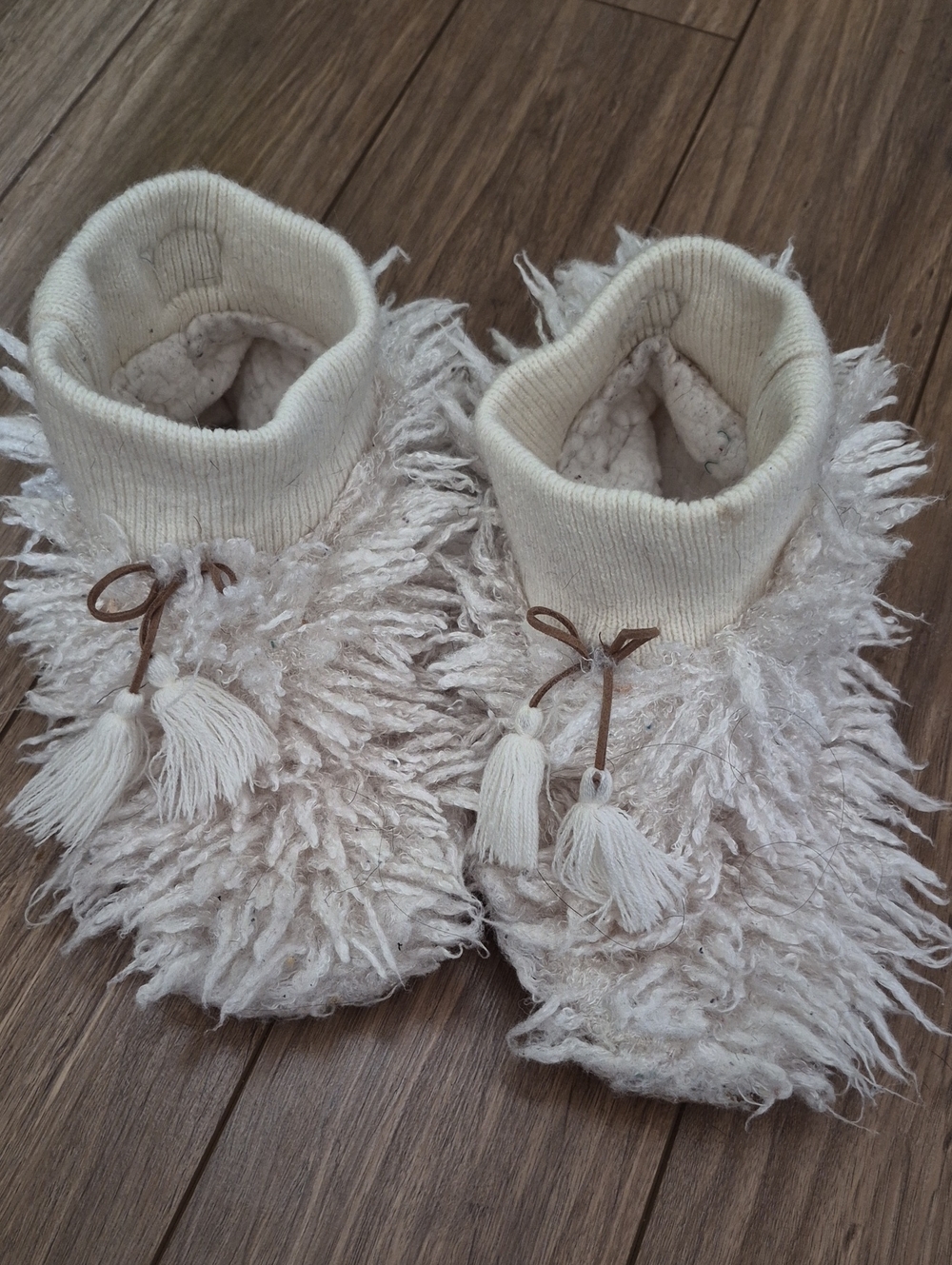 Jane and Bleecker Cream Tassel Knit Kids Slipper Boots